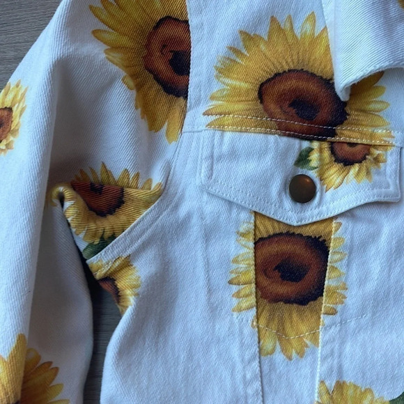 Forever 21 Sunflower Jean Jacket size S - Picture 4 of 9